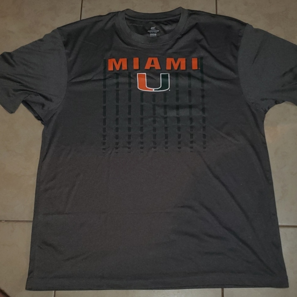 Men's Miami Hurricanes tshirt sz XXL like new